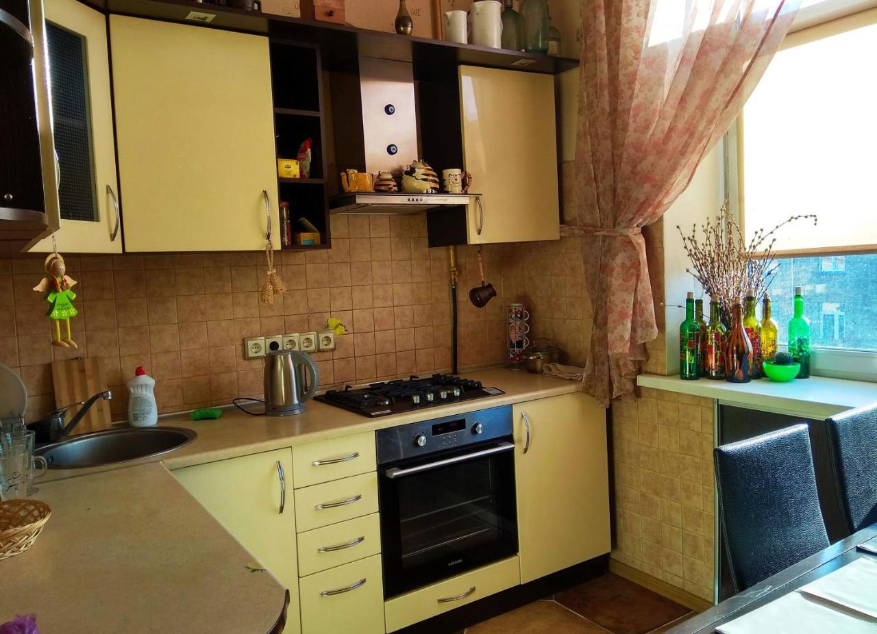 Alabama Mama Apartment Kyiv Exterior photo